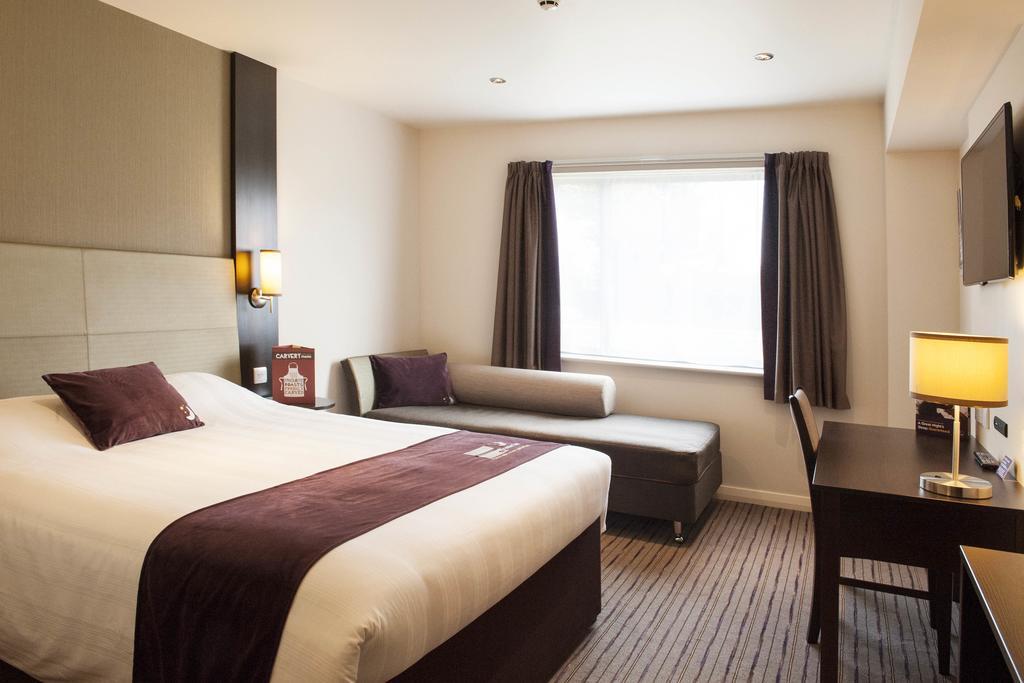 Premier Inn ランカスター 部屋 写真