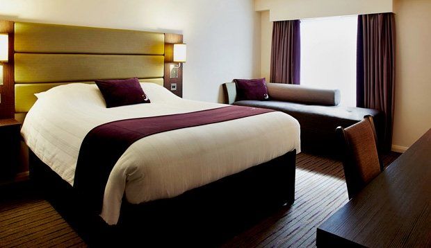 Premier Inn ランカスター エクステリア 写真